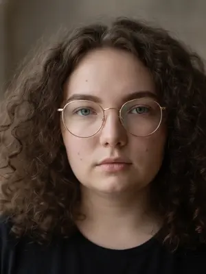 Портрет в золотых очках