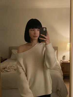Модель в зеркале