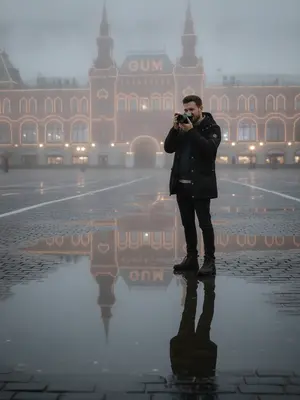 Мужчина с фотоаппаратом