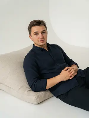 Мужчина в минимализме