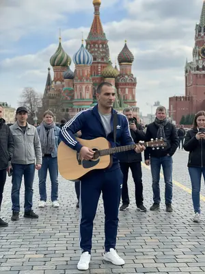 Музыкант на Красной площади