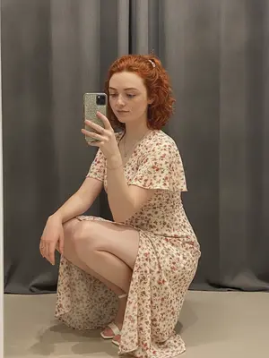 Элегантный автопортрет