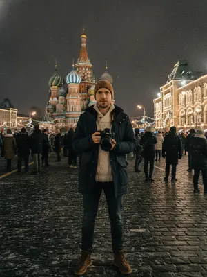 Мужчина с фотоаппаратом