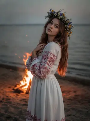 Девушка у костра
