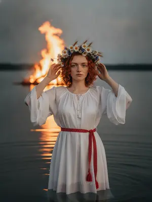 Женщина в воде